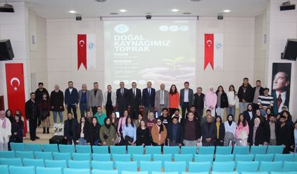 Üniversite öğrencilerine toprağın hayati rolü anlatıldı