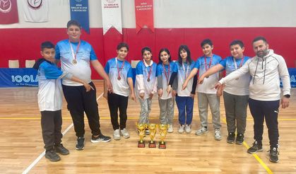 Kızılca Atatürk Ortaokulu geleneği bozmadı