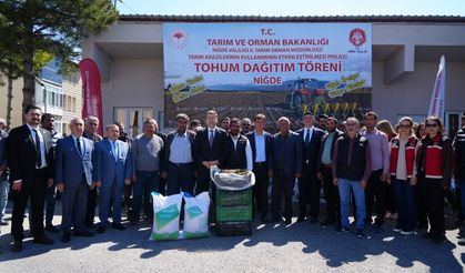 522 Üreticiye tohum ve çilek fidesi desteği