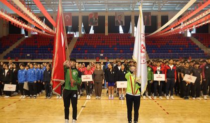 Futsal heyecanı seremoniyle başladı
