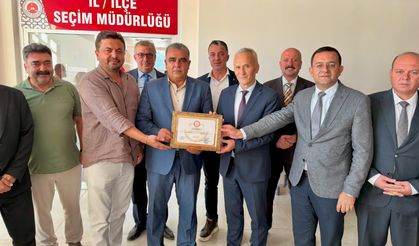 MHP İl Başkanı Tükenmez mazbatasını aldı