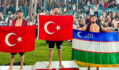 Niğde’ye Aba Güreşinde Dünya ikinciliği!