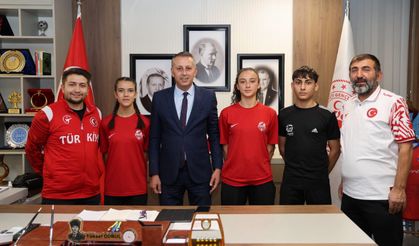 Şampiyon Tekvandoculardan Dorul'a ziyaret