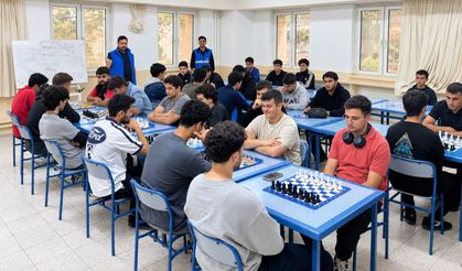 Üniversite yurdunda spor turnuvaları başladı