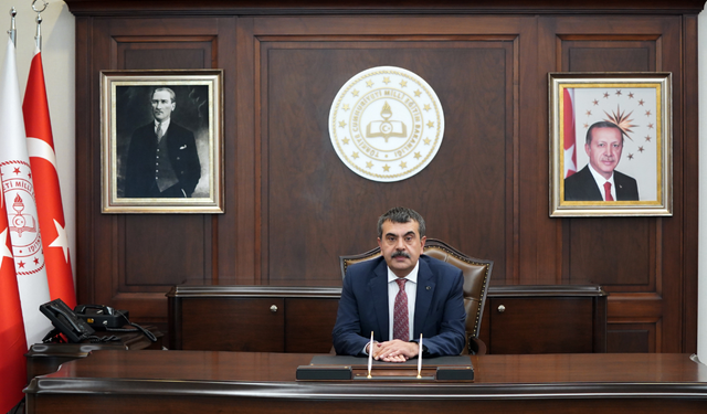 Bakan Tekin: Ara tatillerin kaldırılması gündemimizde yok