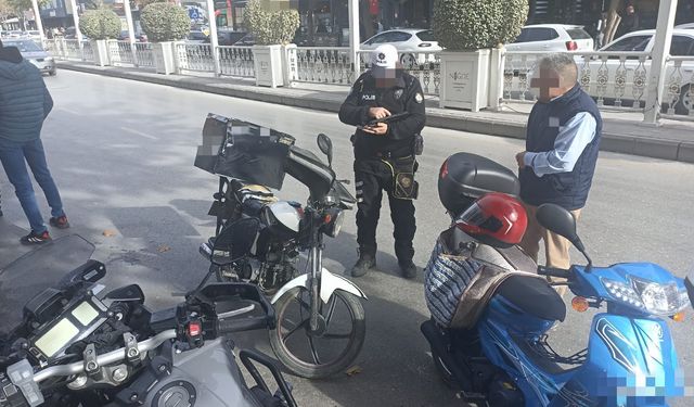 Bir ayda 449 motosiklet ve sürücüsü denetlendi