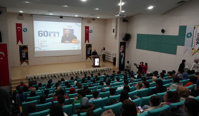 Büyükkaya: İngilizce dünyanın en kolay öğrenilebilen dili