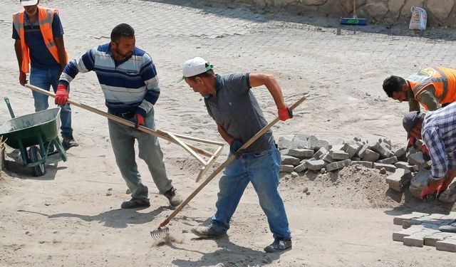 Altunhisar’da altyapı çalışmaları hız kazandı