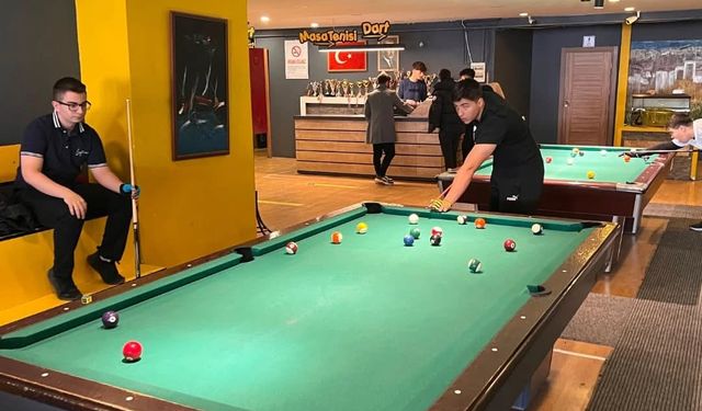 Niğde'de Okul Sporları Bilardo Müsabakaları tamamlandı