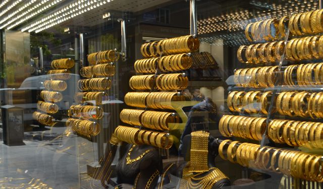 Altın Tüm Zamanların Zirvesinde