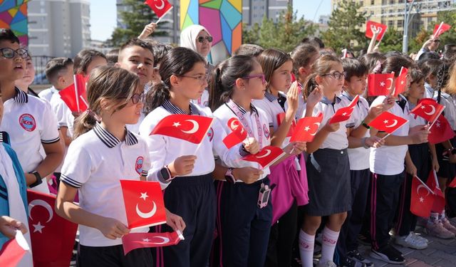 Niğde’de İlköğretim Haftası Coşkuyla Kutlandı