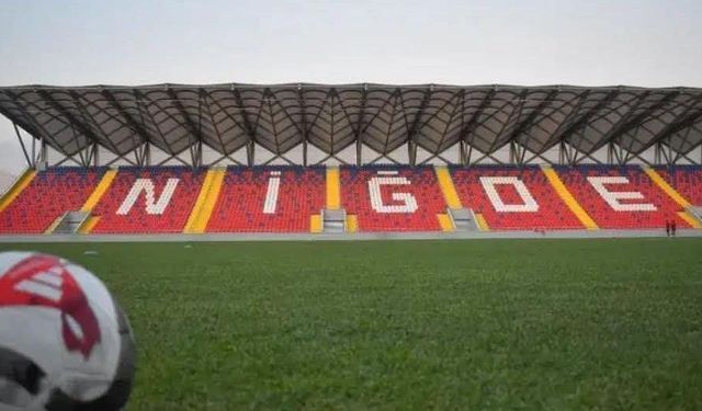 Cumhuriyet Coşkusu 5 Şubat Stadyumu’nda Yeniden Doğuyor