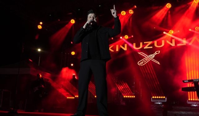 Ekin Uzunlar, Niğde'de Coşkulu Bir Konsere İmza Attı