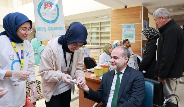 NÖHÜ’den Dünya Diyabet Gününde Ücretsiz Tarama Ve Eğitim Etkinliği