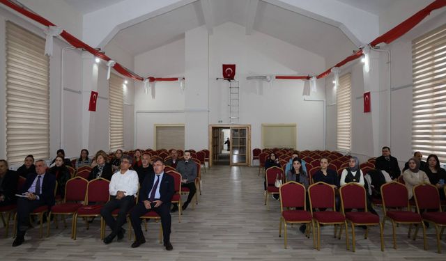 Niğde’de Özel Okullara EBYS Bilgilendirme Toplantısı Düzenlendi