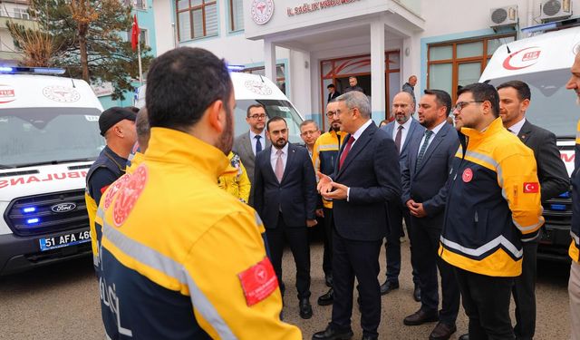 Niğde’ye 6 Yeni Ambulans Kazandırıldı