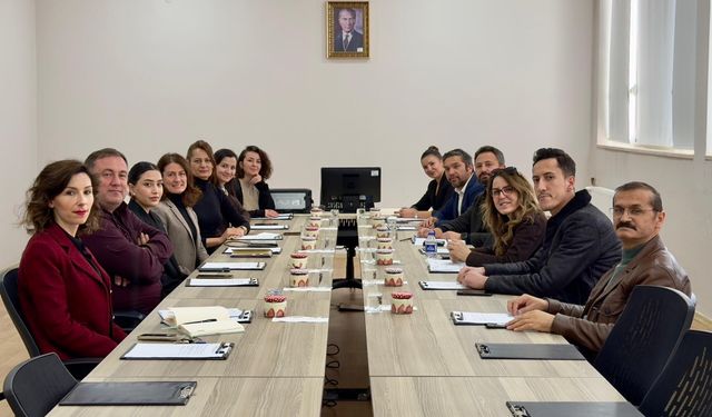 İletişim Fakültesi öğrencileri için sektör odaklı eğitim masaya yatırıldı