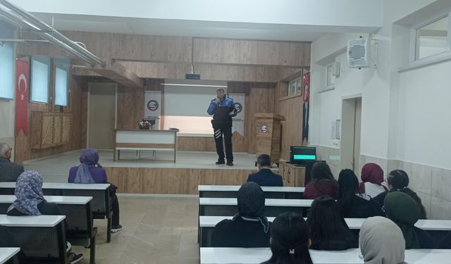 Niğde’de ÇOGEP Kapsamında Gençlere Güvenlik ve Polislik Eğitimi