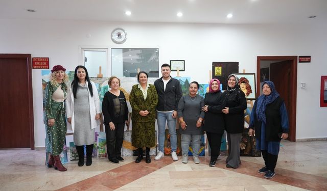 Niğde'de Selda Güneş yaşadığı ağır tramvaların ardından resim yaparak yeniden hayata tutundu.