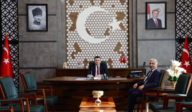 Göreve başlayan Yüceer, Vali Akmeşe’yi ziyaret etti