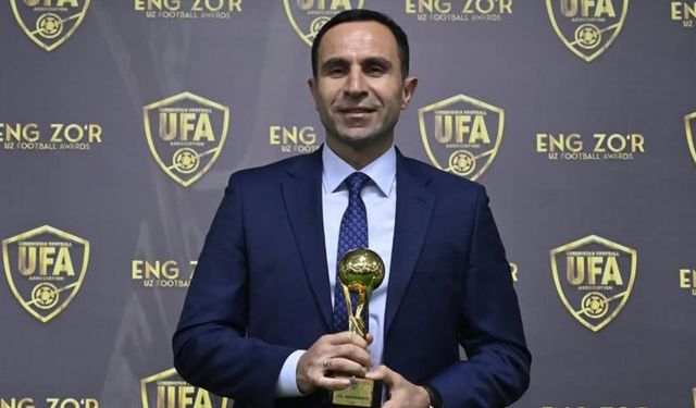 Timur Kapadze, Dünyanın En İyi Teknik Direktörleri Arasında