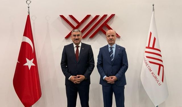 Vekil Uzkurt YÖK Başkanı Özvar’ı ziyaret etti