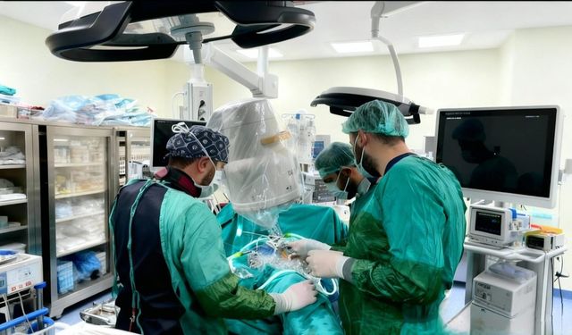 Niğde’de Böbrek Taşı Cerrahisinde bir ilk gerçekleştirildi