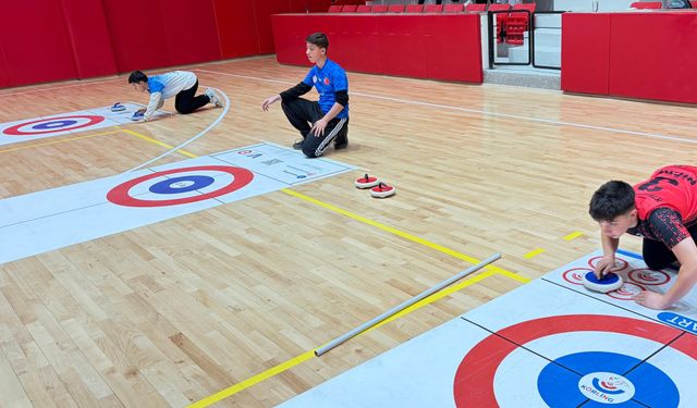 Floor Curling Müsabakaları başladı