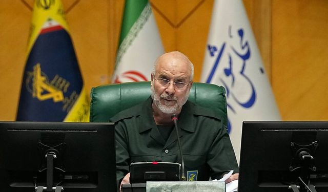 İran Meclis Başkanı: “Avrupa ülkelerinin orduları da terör örgütü sayılmaktadır”