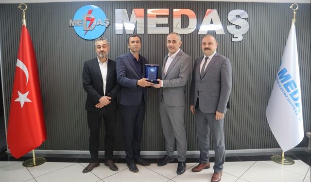 MEDAŞ çalışanının örnek davranışı takdir topladı