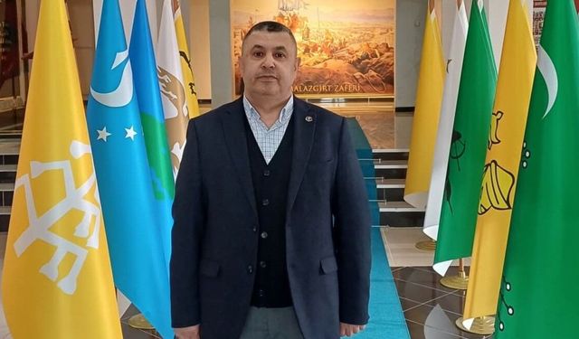 Başkan Karataş’tan İstiklal Marşı tepkisi