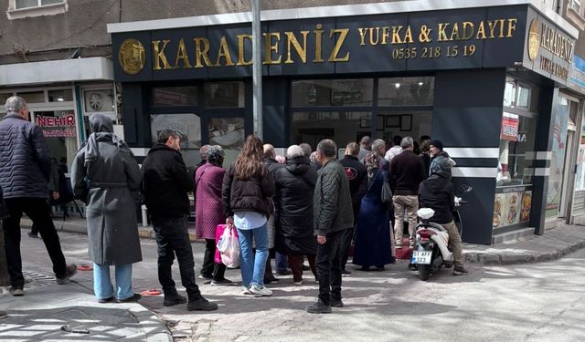 Niğde’de yufka kuyruğu!