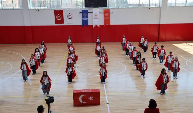 23 Nisan etkinliğine sürpriz ziyaret