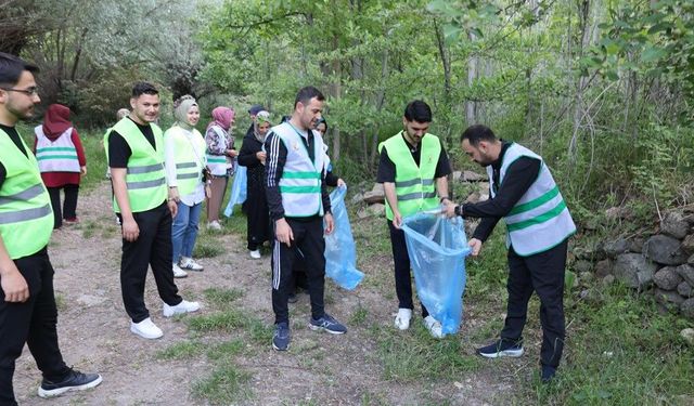 AK Parti’den Çevre Gününde Yeşil Gelecek mesajı