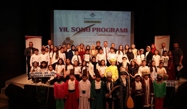 Altunhisar'da Yıl Sonu programı