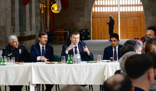 Öküz Mehmet Paşa Hanı’nda istişare toplantısı