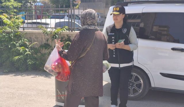 Narkotik Ekiplerinden Binlerce Vatandaşa Bilgilendirme