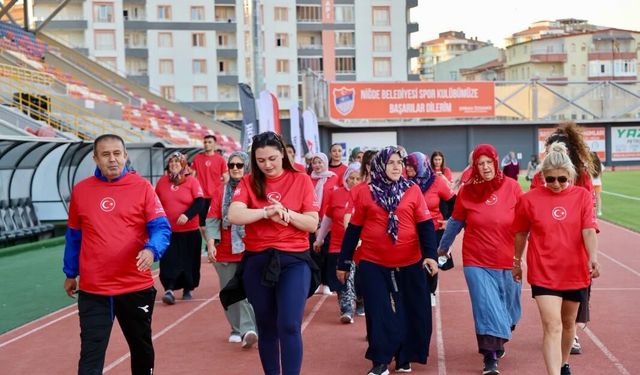 5 Şubat Stadyumu’nda 10 Bin adım