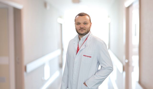 “Yaz sıcakları varis şikâyetlerini artırabiliyor”