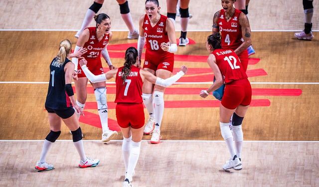 Voleybol Milletler Ligi: Türkiye: 3 - Çin: 0