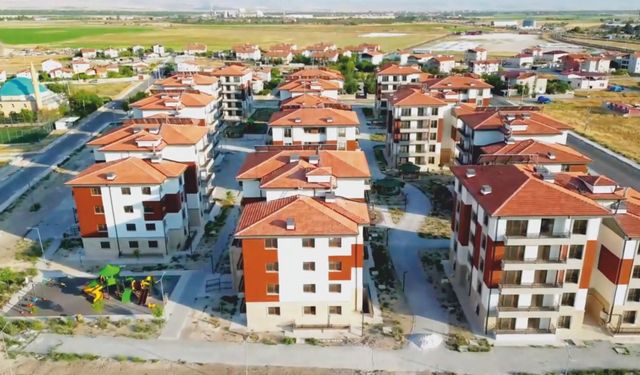 Bor TOKİ’de evler teslim ediliyor