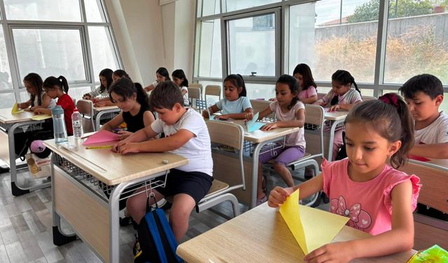 Bor’da Kağıt Katlama Sanatıyla Matematik Eğitimi
