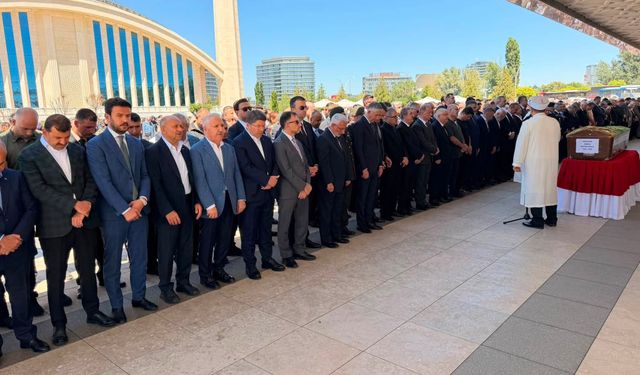 Gonca Kavaklıoğlu dualarla uğurlandı