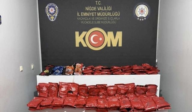 Kaçakçılar ve aranan şahıslar yakalandı!