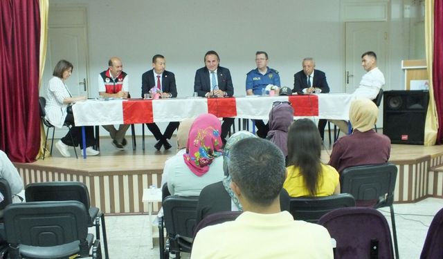Bor'da Halk Buluşmaları devam ediyor