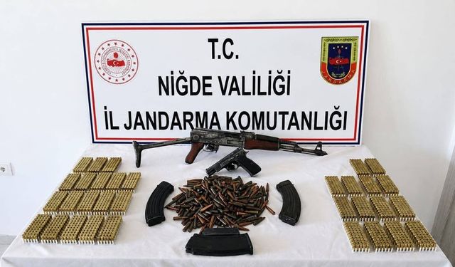 Niğde’de cephanelik gibi eve operasyon!