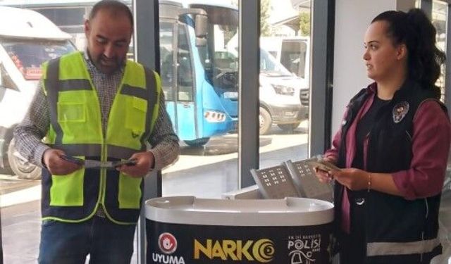 Narkotik Ekiplerinden Bin 422 Vatandaşa eğitim