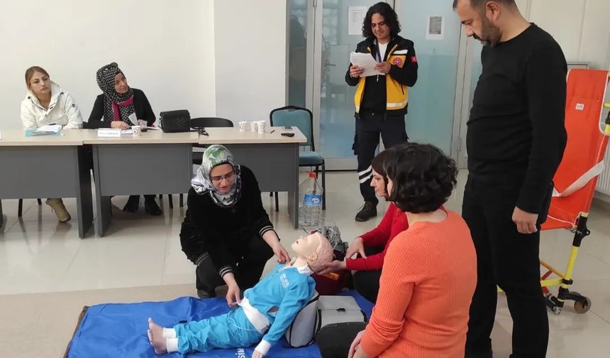 112 personellerine ÇİLYAD eğitimi verildi