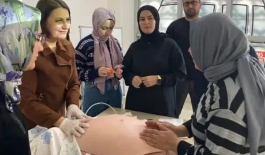 Hastane öncesi ‘Obstetrik Aciller Eğitimi’ verildi