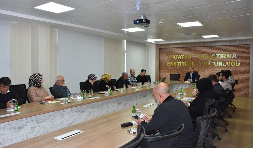 Enstitüde Araştırma Komitesi toplantıları yapıldı